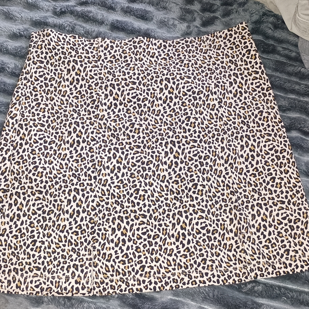 Topshop Cream and Black Mini A-line Skirt